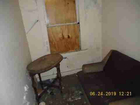 18654 Albany (26)_m.jpg